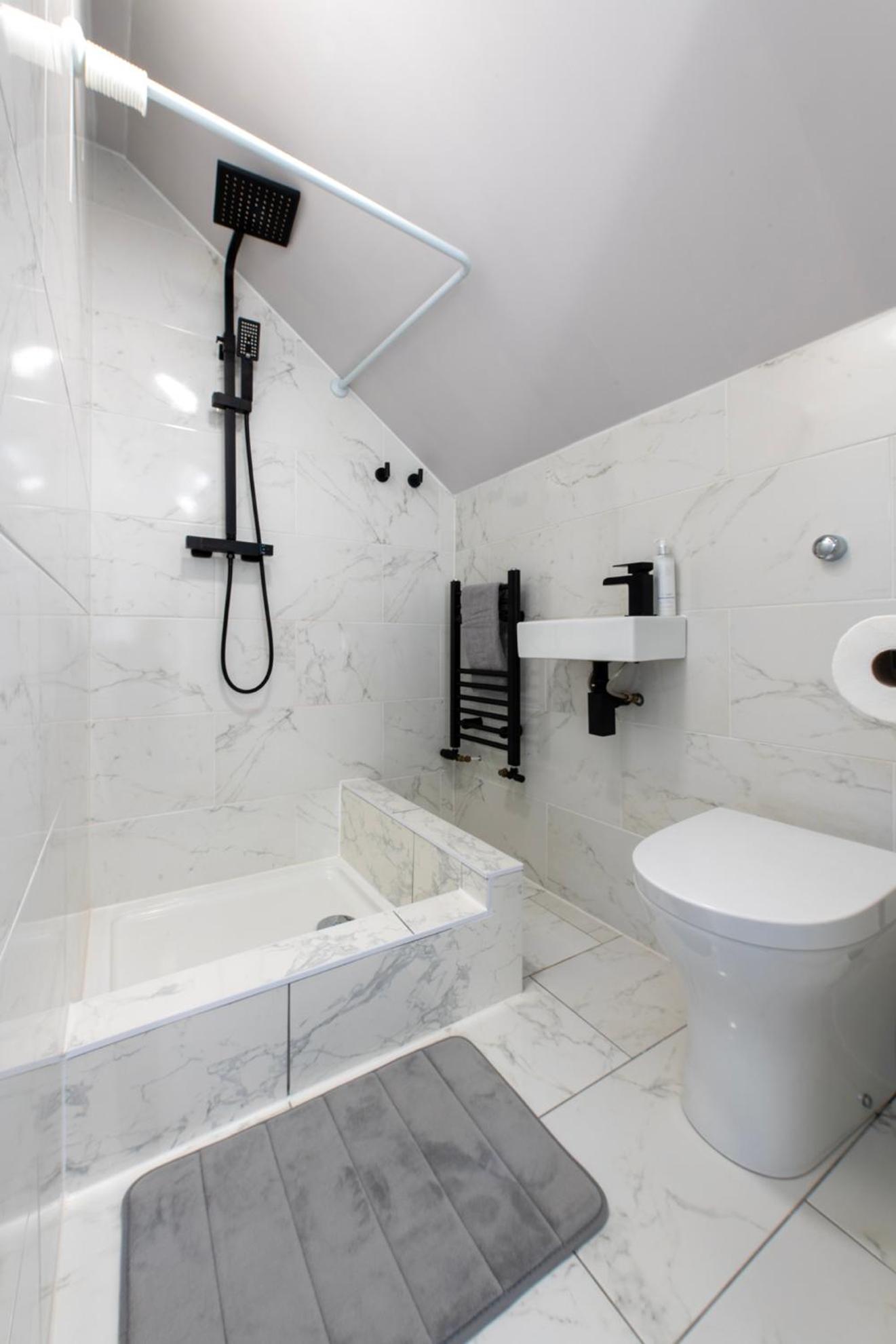 Appartement Luxury 4 Bedroom Townhouse With Free Parking