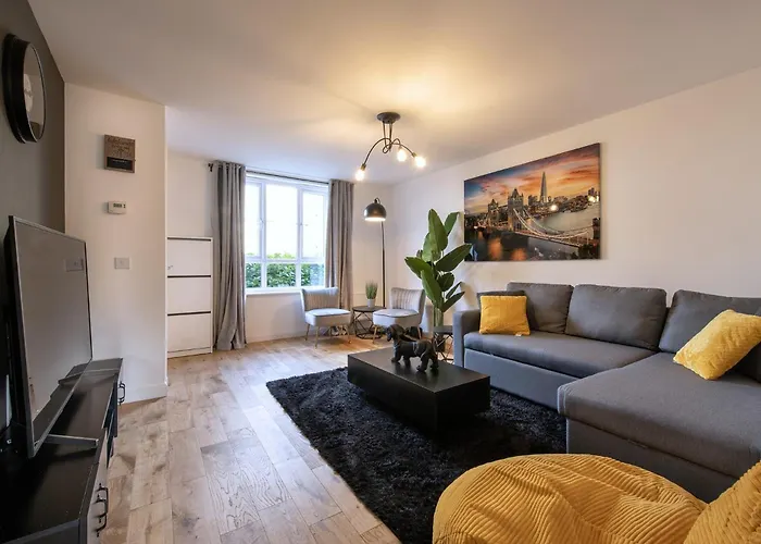 Edinburgh Luxury 4 Bedroom Townhouse With Free Parking